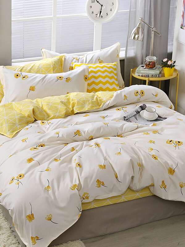 

Falling Flower Print Sheet Set, Yellow