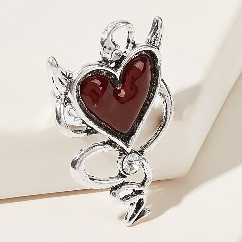 

Statement Heart Design Ring, Burgundy