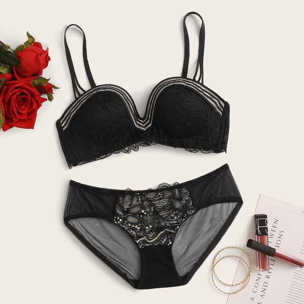 

Floral Lace Detachable Strap Lingerie Set, Black