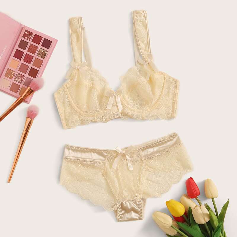 

Floral Lace Underwire Lingerie Set, Beige