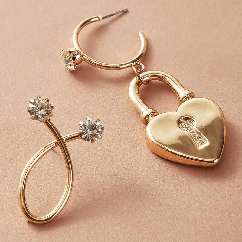 

1pair Rhinestone Decor Mismatched Earrings, Gold