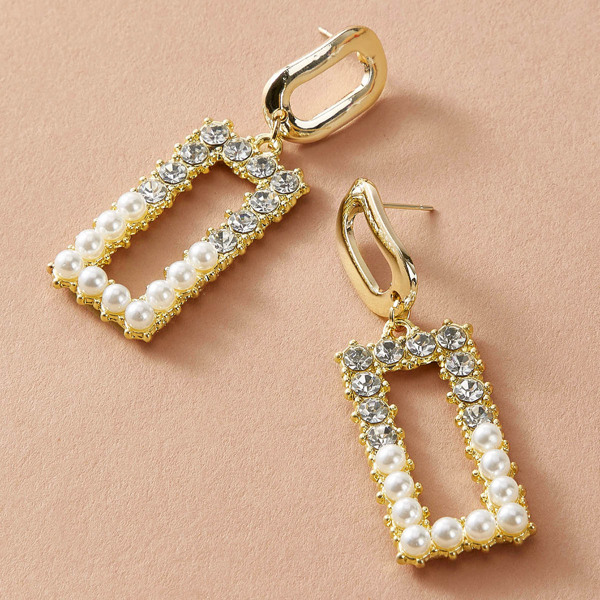 

1pair Pearl & Rhinestone Engraved Rectangle Drop Earrings, Gold