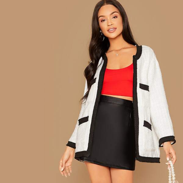 

Contrast Trim Pocket Detail Tweed Coat, White