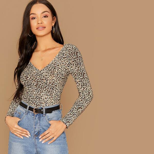 

Form-Fitting Leopard Print Top, Multicolor