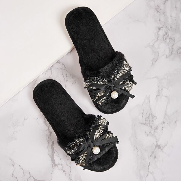 

Bow Decor Faux Fur Slippers