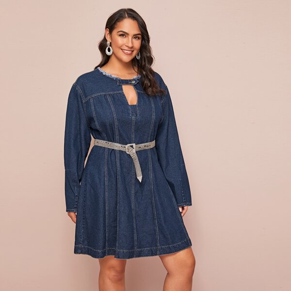 

Plus Raw Trim Keyhole Neck Paneled Denim Dress Without Belt, Blue