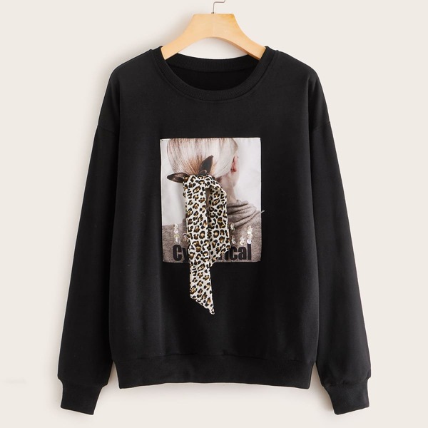 

Figure & Letter Sequin Detail Sweatshirt, Black