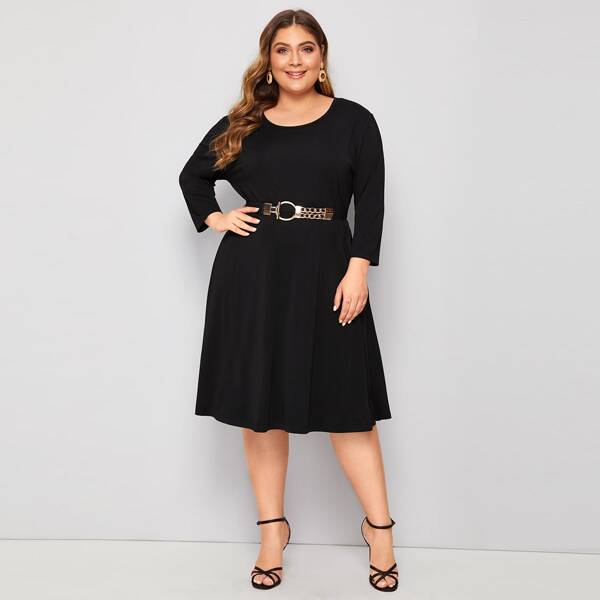 

Plus Solid Round Neck A-line Dress Without Belted, Black