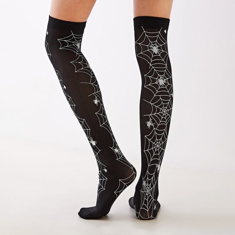 

1pair Spider Web Graphic Knee Length Socks, Black and white