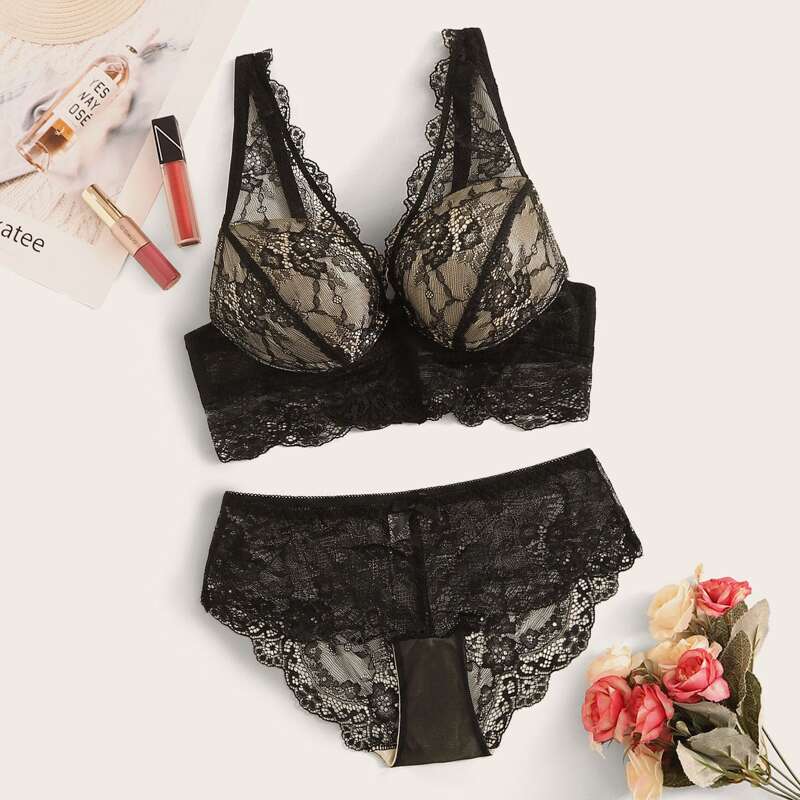 

Floral Lace Underwire Lingerie Set, Black