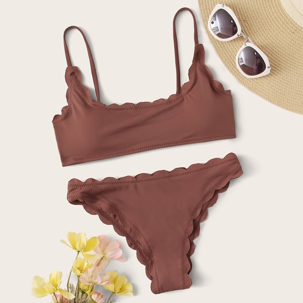 

Scallop Trim Top With Cheeky Bikini Set