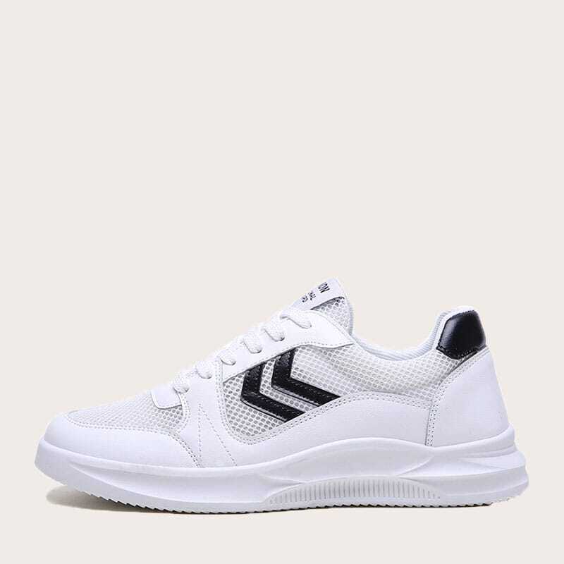 

Guys Contrast Chevron Lace Up Sneakers, White