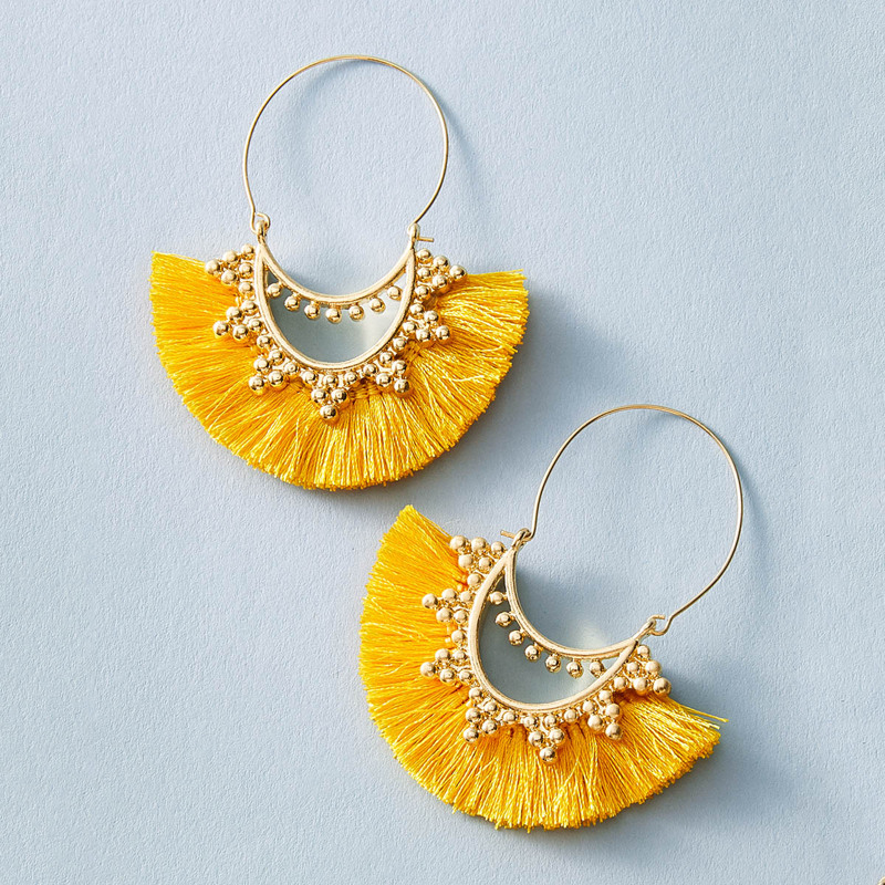 

1pair Bead Decor Fan Tassel Drop Earrings, Yellow