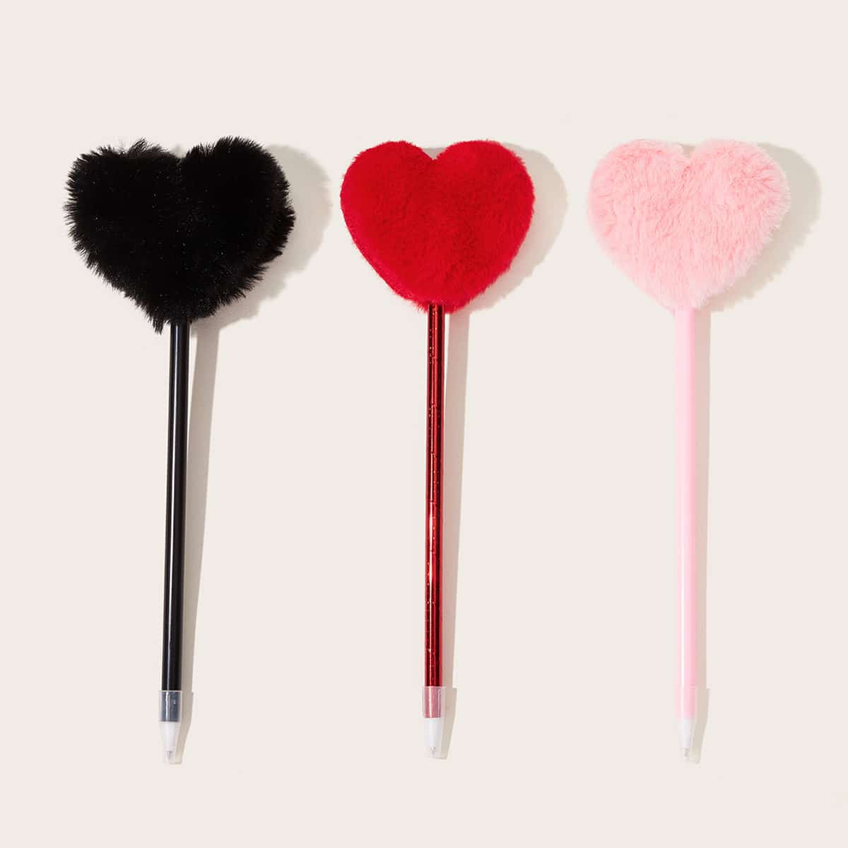

1pc Plush Heart Decor Ballpoint Pen