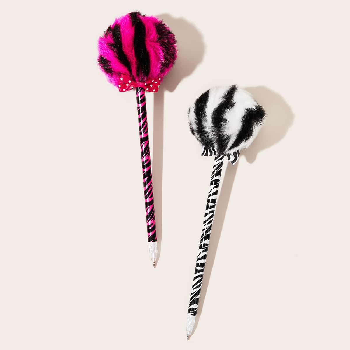 

1pc Leopard Pattern Plush Ball Decor Ballpoint Pen