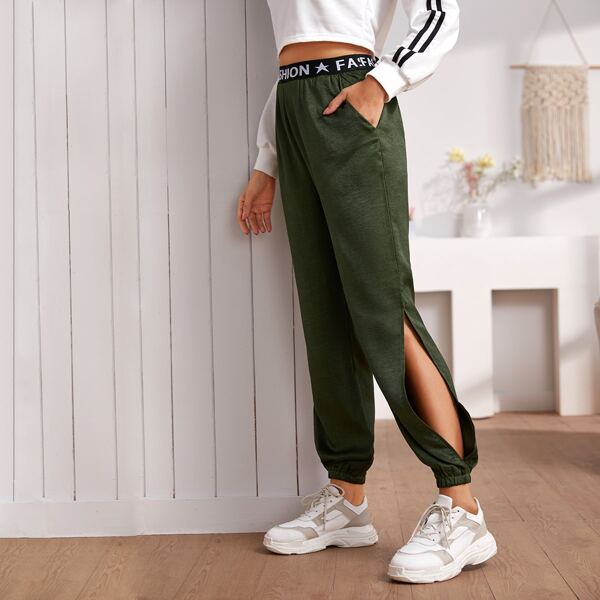 

Slant Pocket Letter Graphic Split Sweatpants