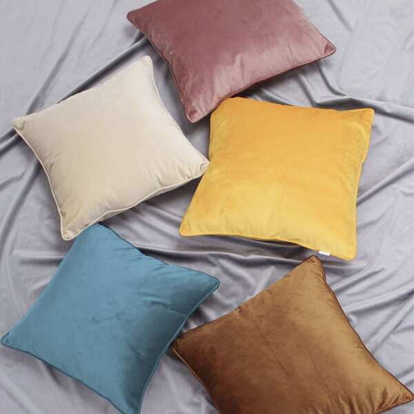 

1pc Solid Color Velvet Cushion Cover, Multicolor