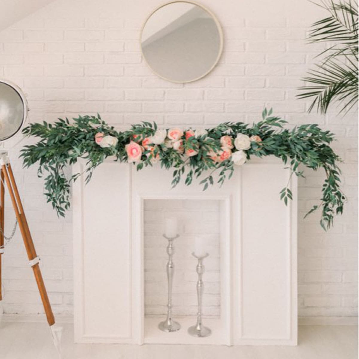 

Artificial Leaf Decoration