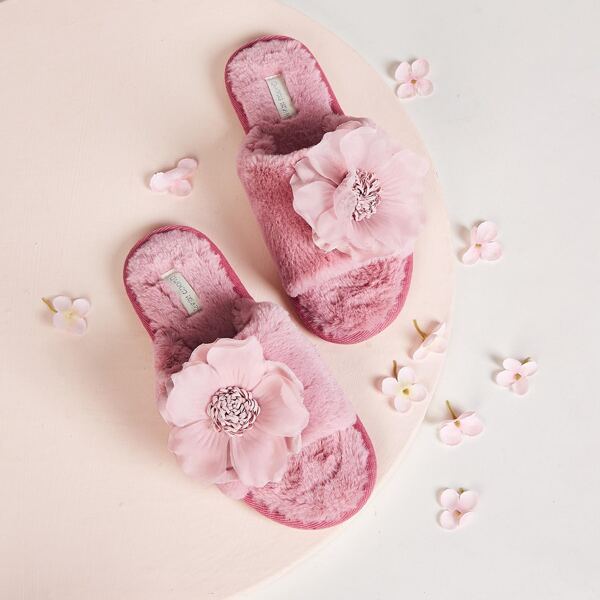

Floral Applique Fluffy Flat Slippers