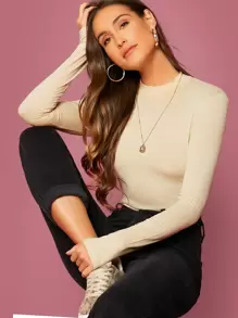 SHEIN Privé Camiseta unicolor de cuello alto - Beis - Ver 1