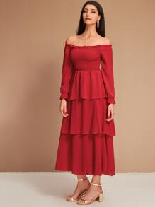 فستان بخط شكل A مكشوف الاكتاف بحافة طبقات ومدروز مكشكش