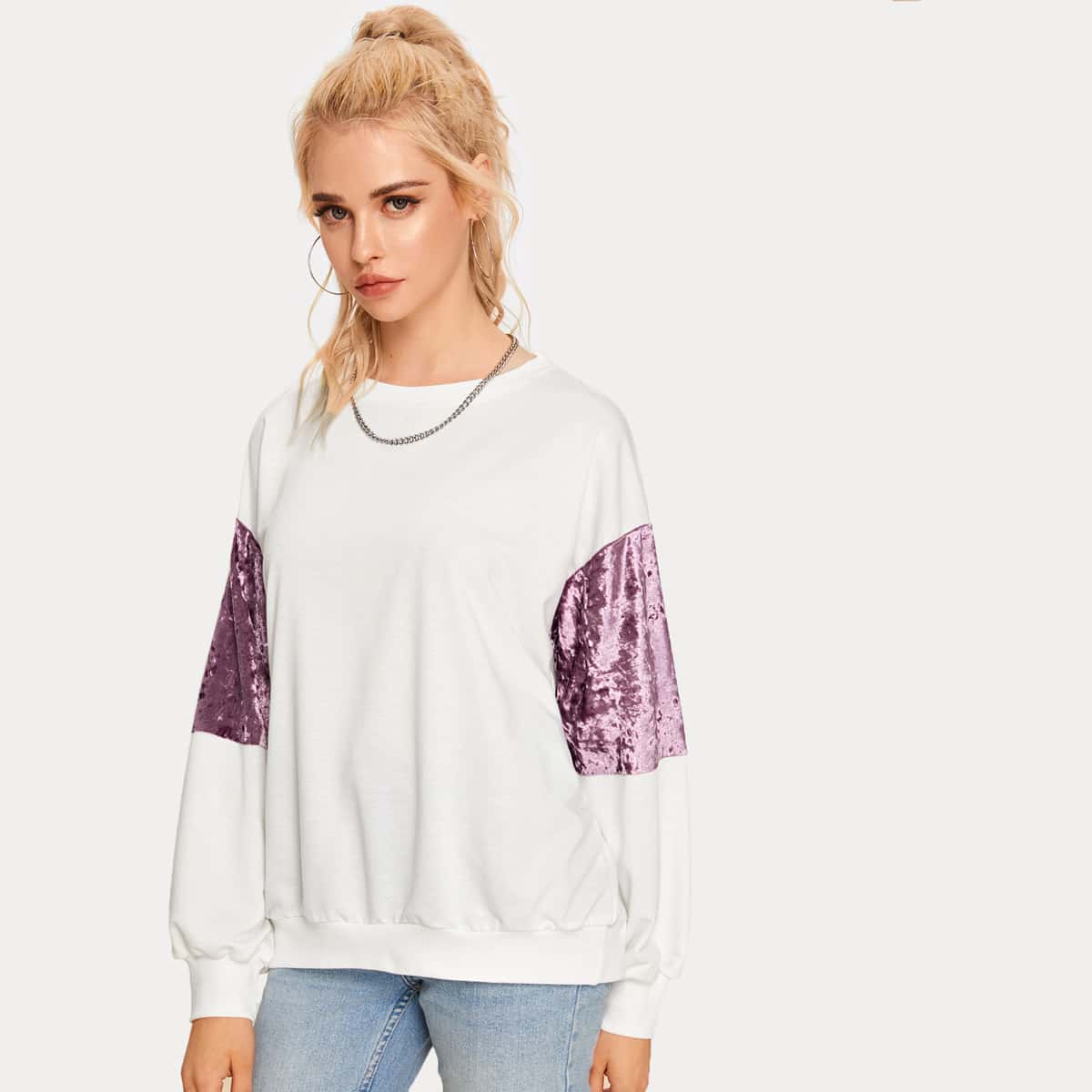 

Contrast Crushed Velvet Round Neck Sweatshirt, White