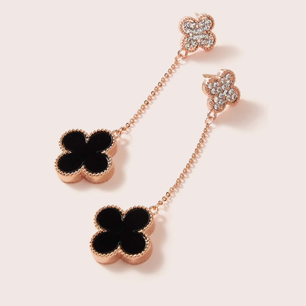 

1pair Rhinestone Clover String Earrings, Multicolor