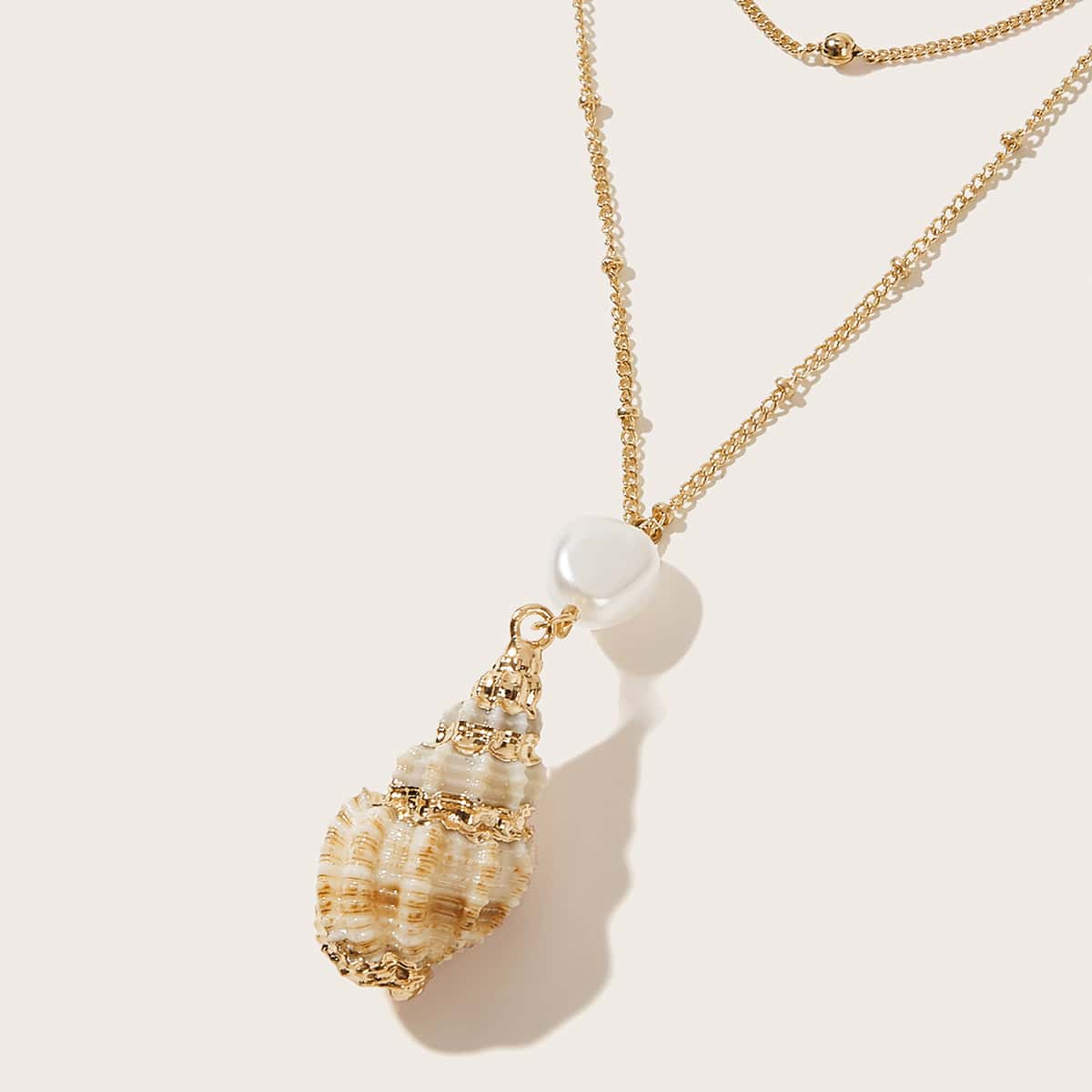 

1pc Conch Pendant Layered Chain Necklace, Gold
