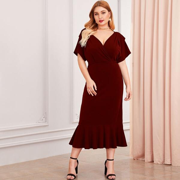 

Plus Surplice Neck Flounce Hem Dress, Burgundy