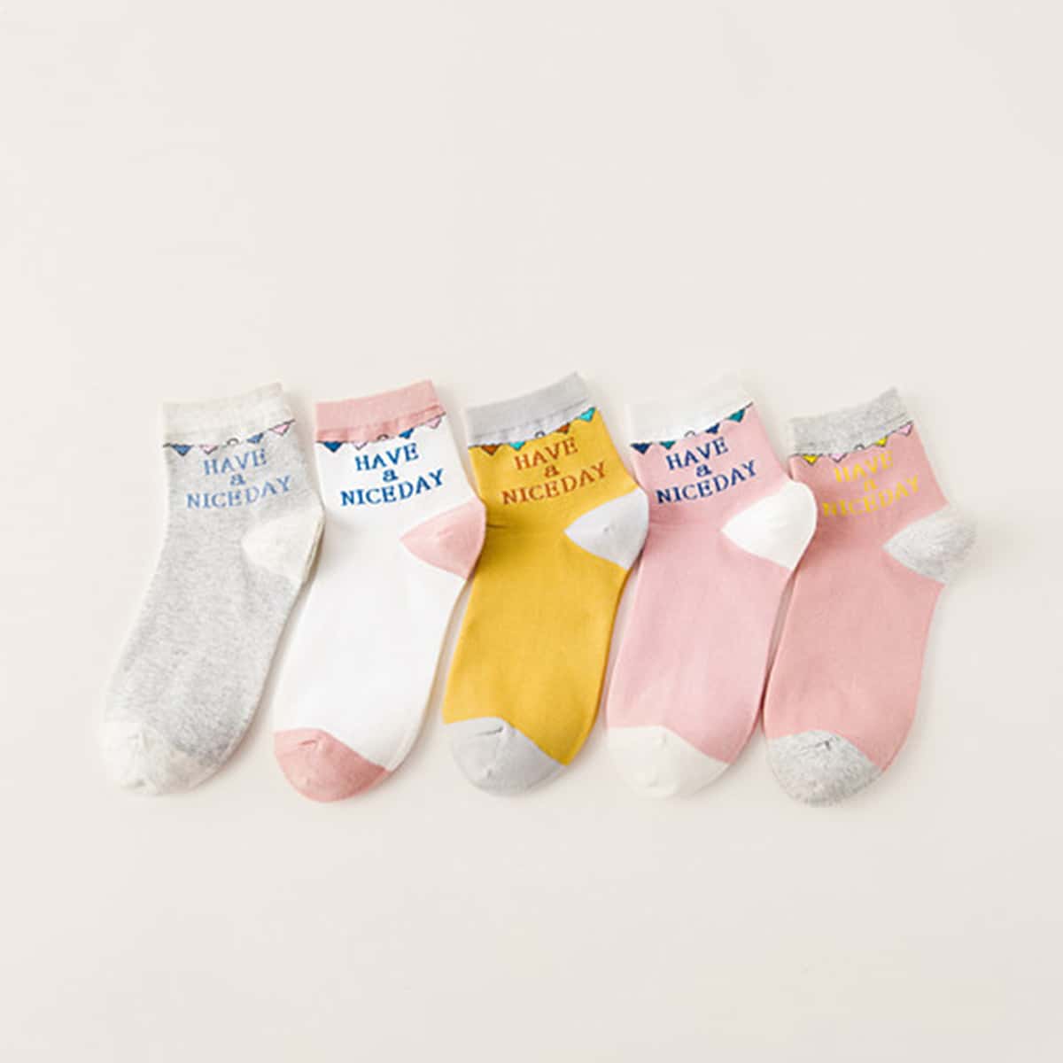 

5pairs Slogan Graphic Socks, Multicolor