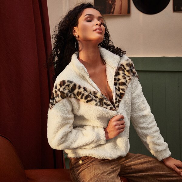 

Contrast Leopard Half Zip Teddy Sweatshirt, Beige