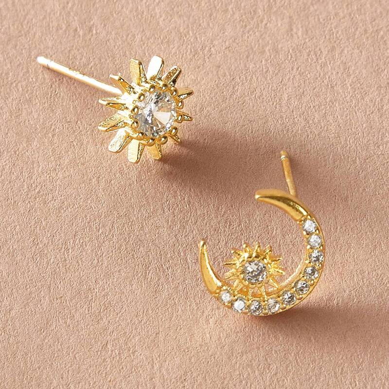 

1pair Rhinestone Engraved Star & Moon Stud Earrings, Gold