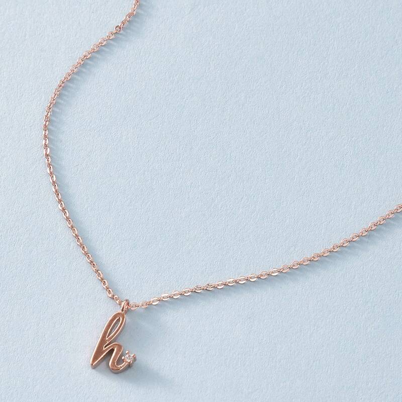 

1pc Letter Pendant Necklace, Gold