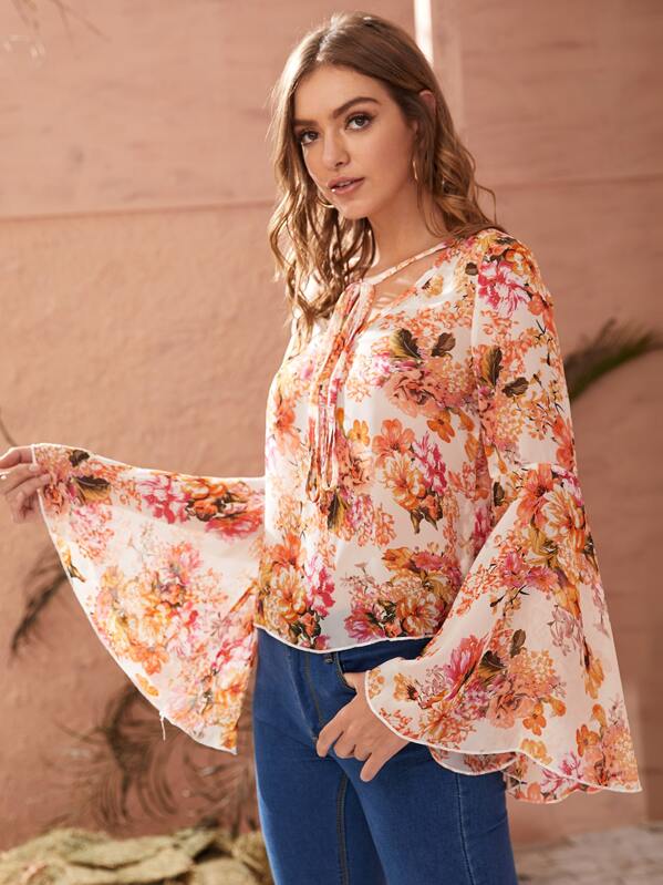 

Tie Neck Bell Sleeve Floral Print Blouse, Multicolor, Luiza