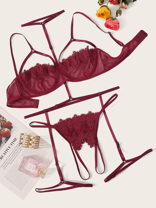 

Contrast Lace Underwire Garter Lingerie Set With Choker, Burgundy