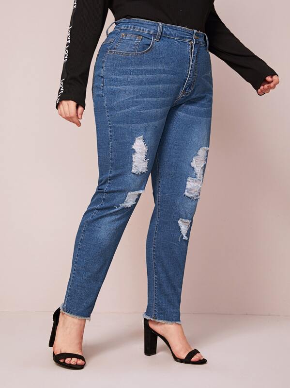 

Plus Ripped Raw Hem Solid Jeans, Blue, Ella
