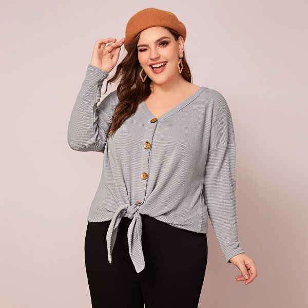 

Plus Tie Front Button Detail Tee, Grey