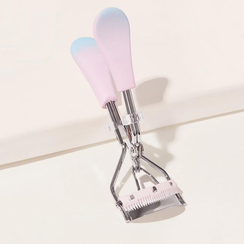 

Ombre Handle Eyelash Curler, Multicolor