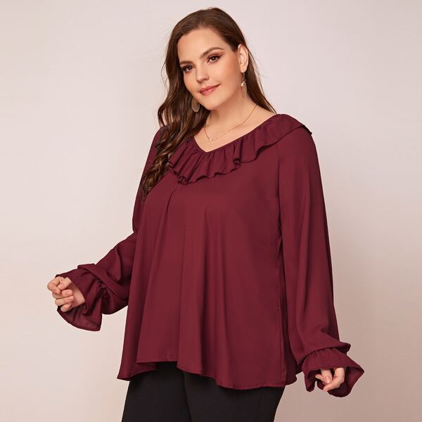 

Plus Ruffle Trim Asymmetrical Hem Top, Burgundy