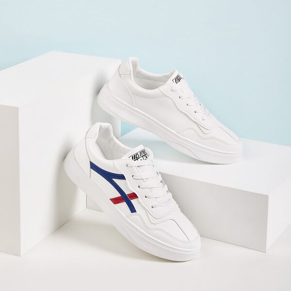 

Men Lace-up Front Letter Graphic Sneakers, White