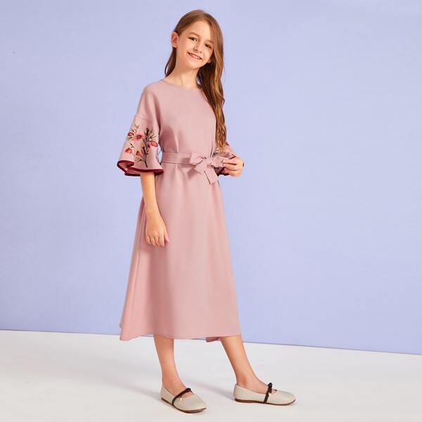 

Girls Flower Embroidered Bell Sleeve Belted Dress, Pink pastel
