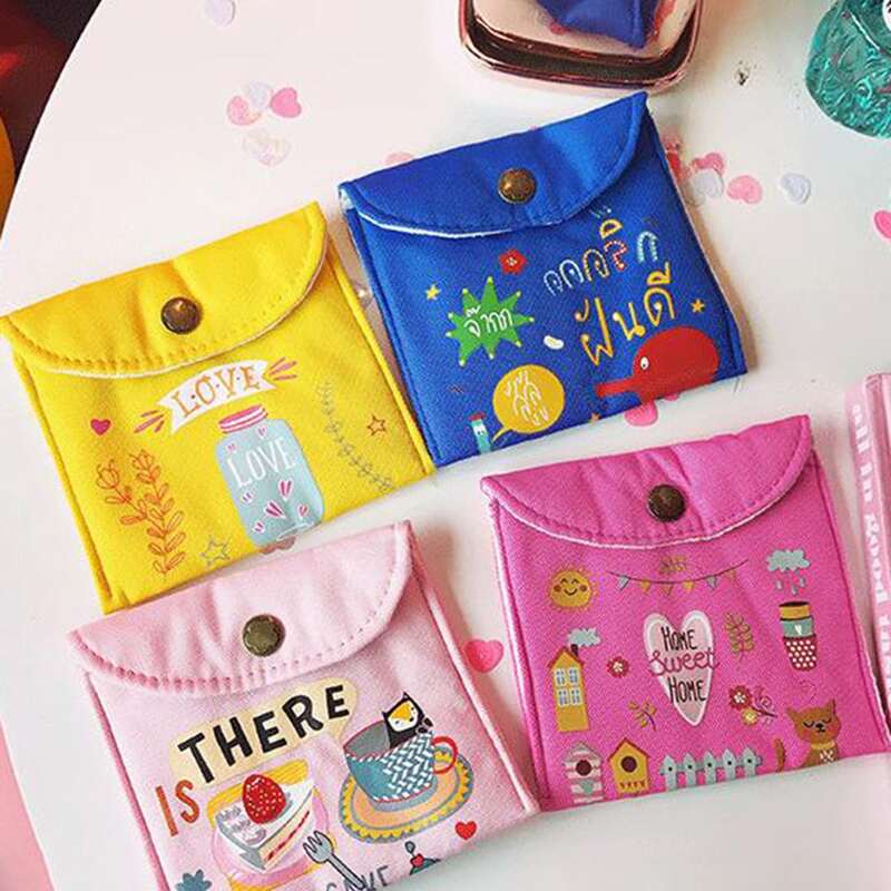 

1pc Cartoon Graphic Sanitary Towel Storage Bag, Multicolor
