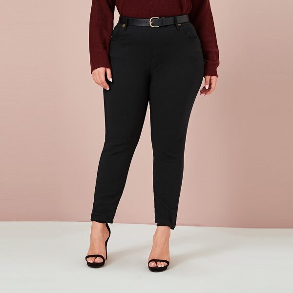

Plus Button Detail Solid Skinny Jeans Without Belt, Black