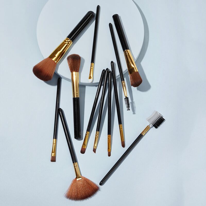

12pcs Fan & Duo Fiber Makeup Brush Set With 1pc Bucket, Multicolor