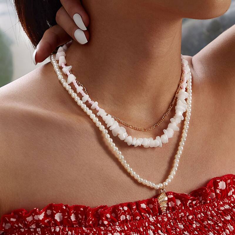 

1pc Conch Charm Beaded Layered Necklace, Multicolor