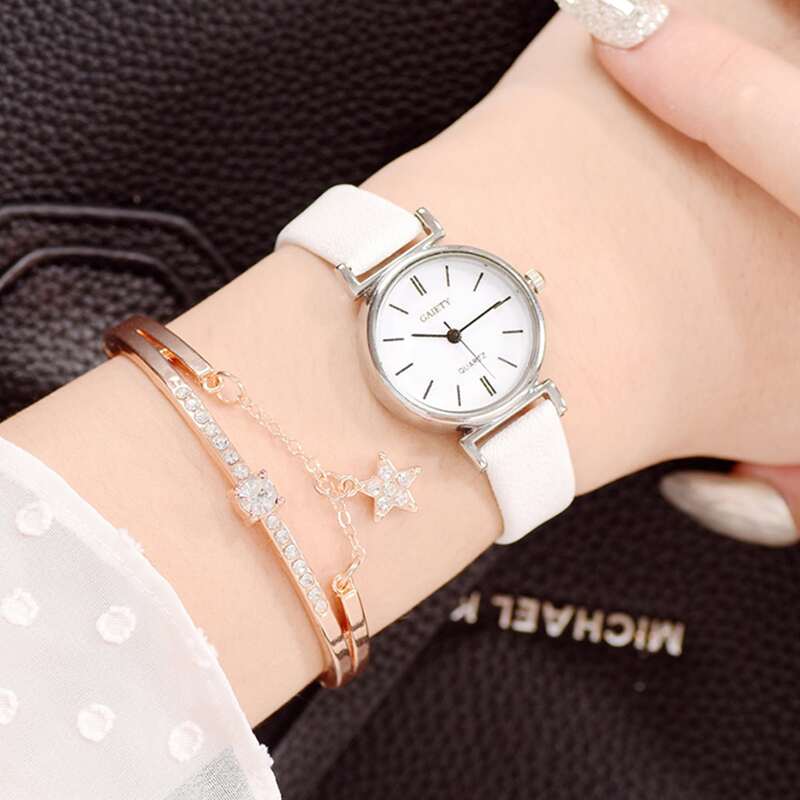 

1pc Pu Strap Watch & 1pc Rhinestone Decor Bracelet