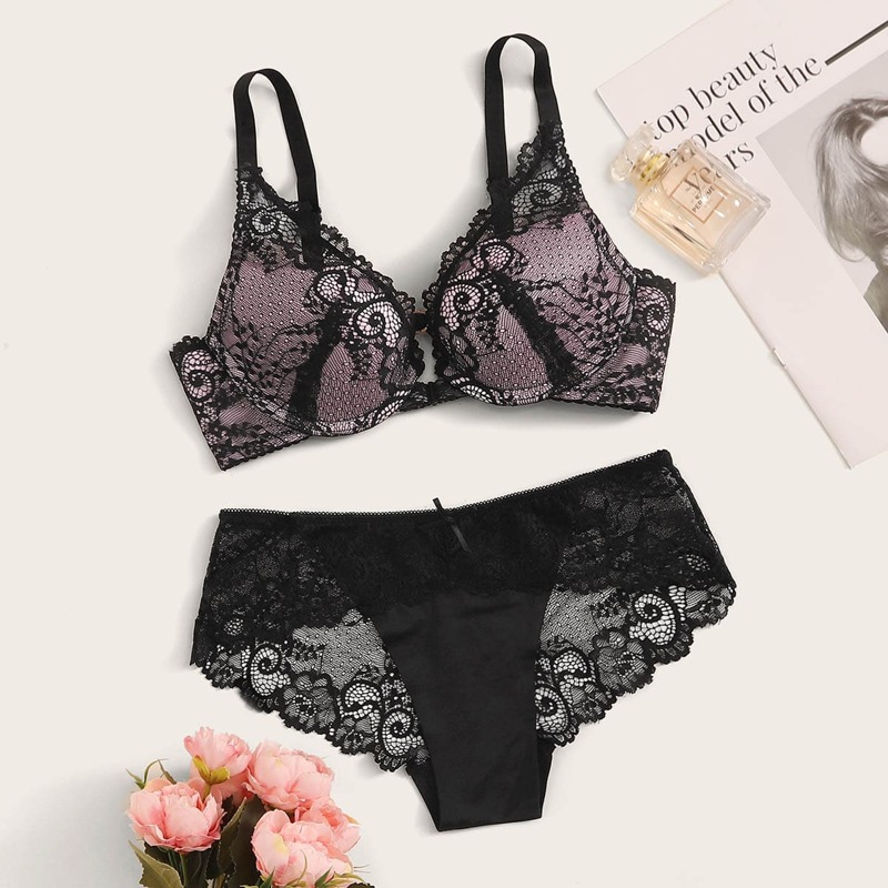 

Floral Lace Underwire Lingerie Set, Black