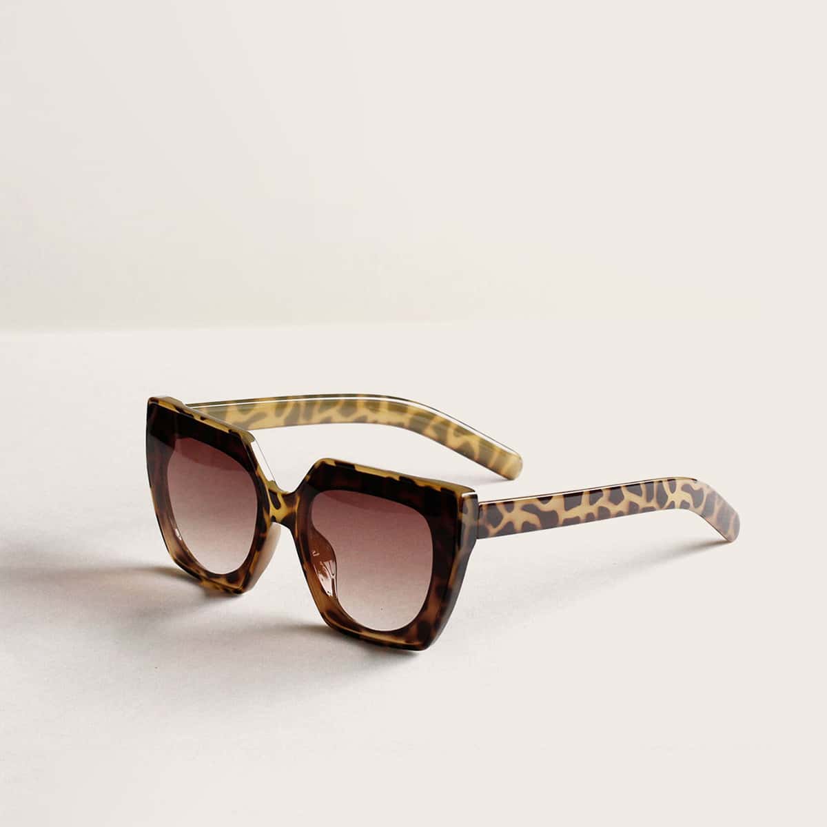 

Leopard Frame Sunglasses, Brown