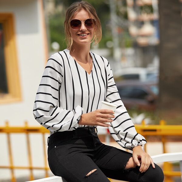 

Striped V-neck Blouson Sleeve Blouse, Black and white