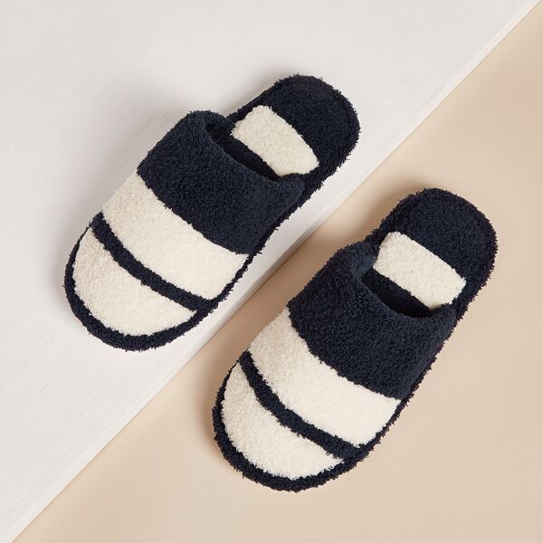 

Men Color Block Fuzzy Slippers, Multicolor